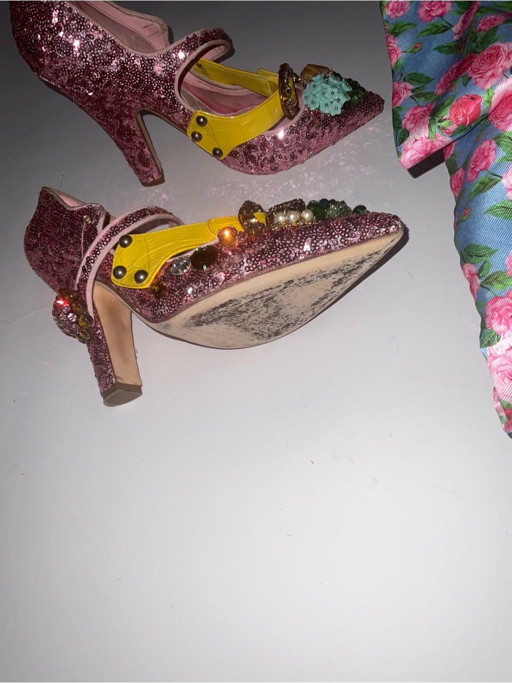 Dolce & Gabbana Pink Embellished Pointed-Toe Flats - Picture 11 of 16